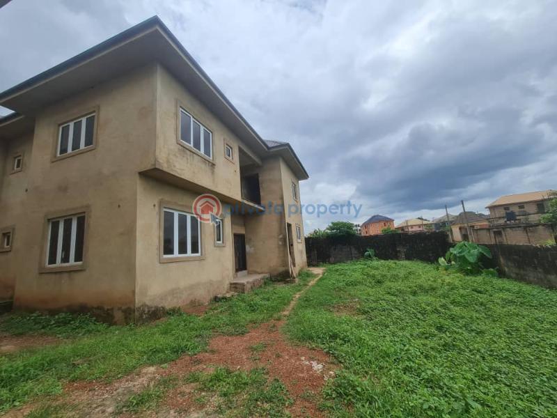 3 bedroom Block Of Flats For Sale Sunrise Estate,emene Enugu Enugu Suburb Enugu Area  - 3