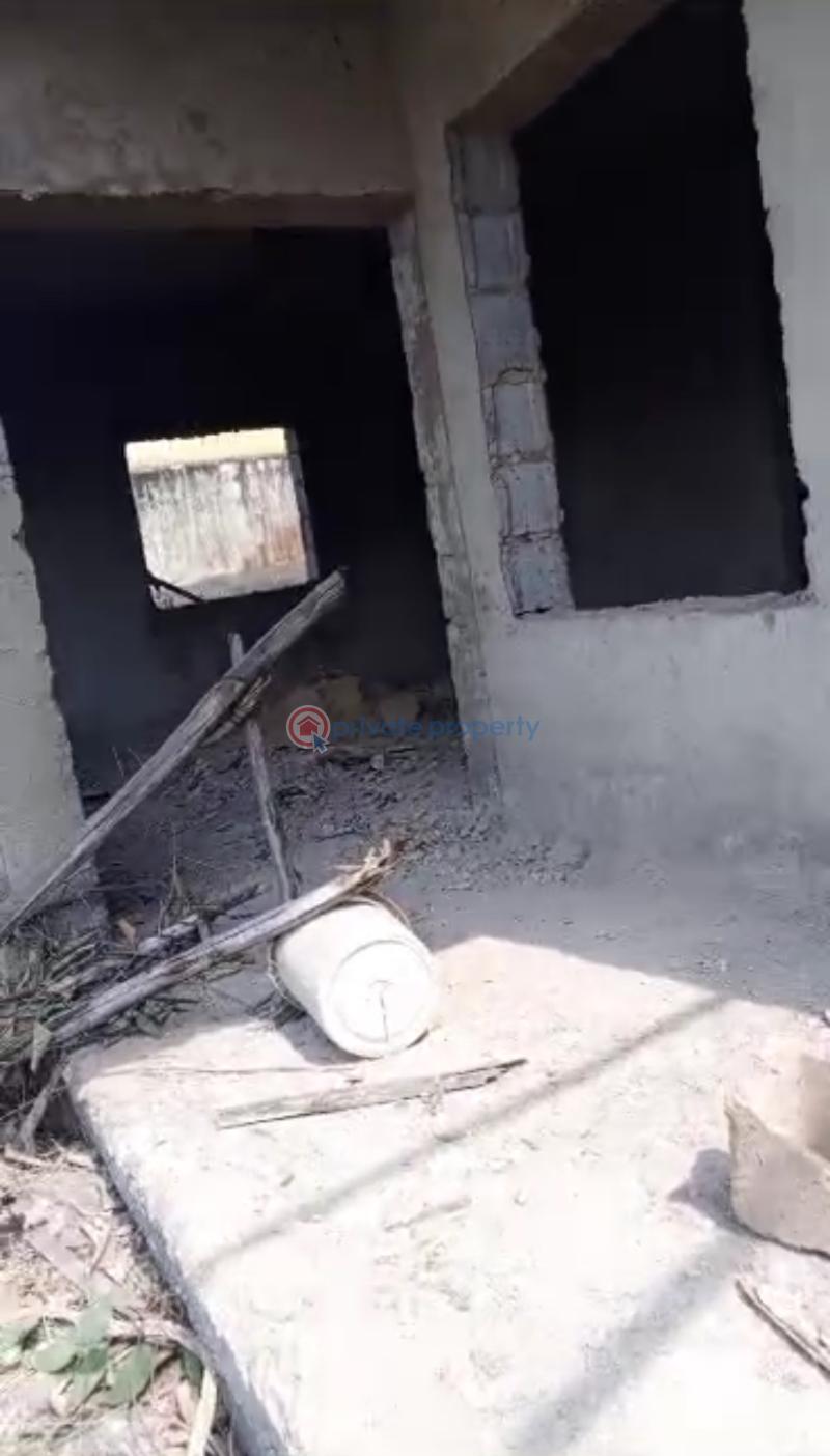 4 bedroom Semi detached Duplex For Sale 10 Odehinde Street, Felele Molete Ibadan Oyo - 1