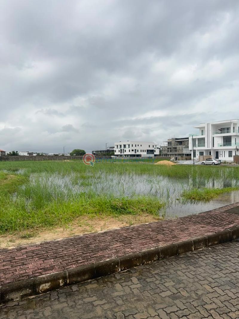 Land For Sale Hampton Bay Estate Ikate Elegushi Lekki Lagos - 0