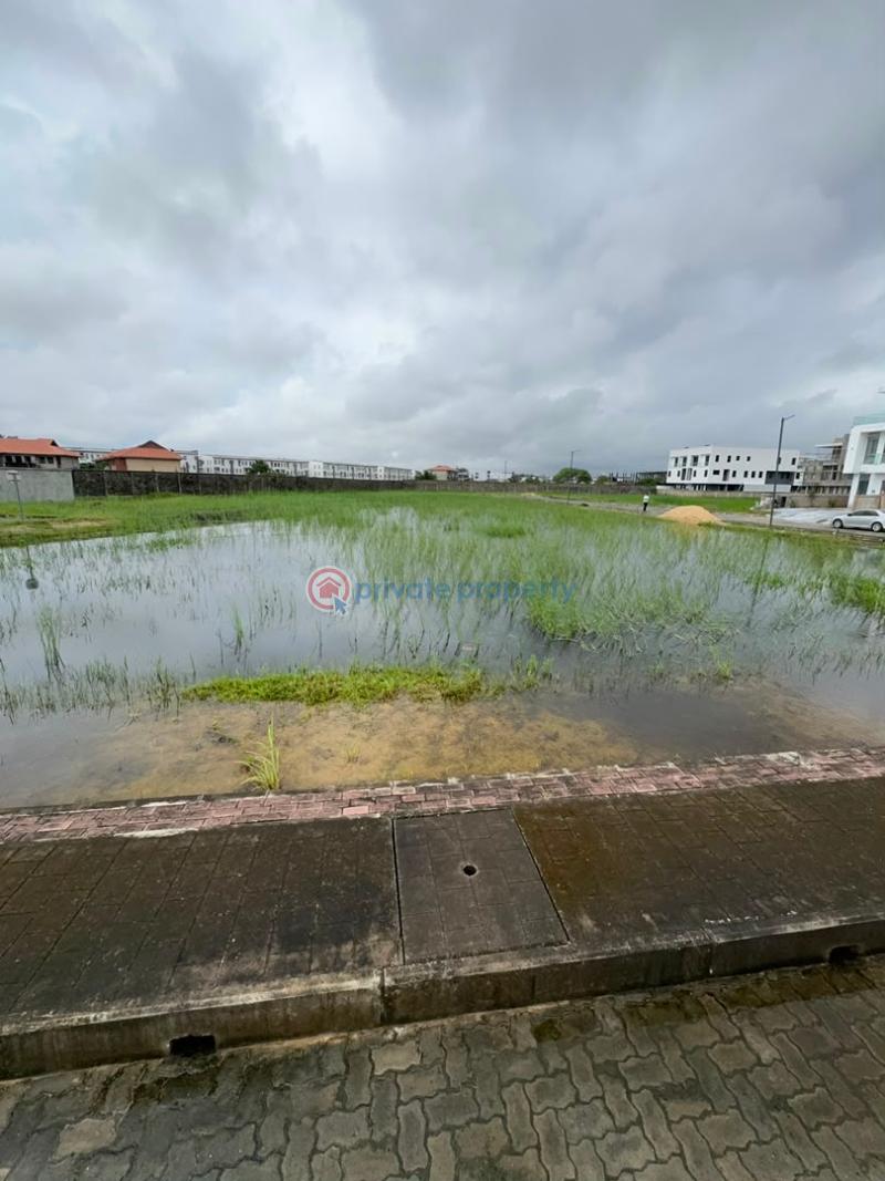 Land For Sale Hampton Bay Estate Ikate Elegushi Lekki Lagos - 4