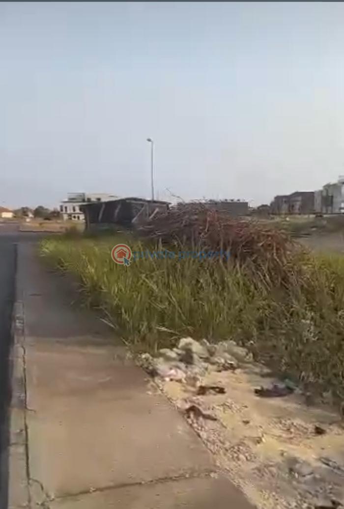 Land For Sale Cowry Creeek Ikate Elegushi Lekki Lagos - 1