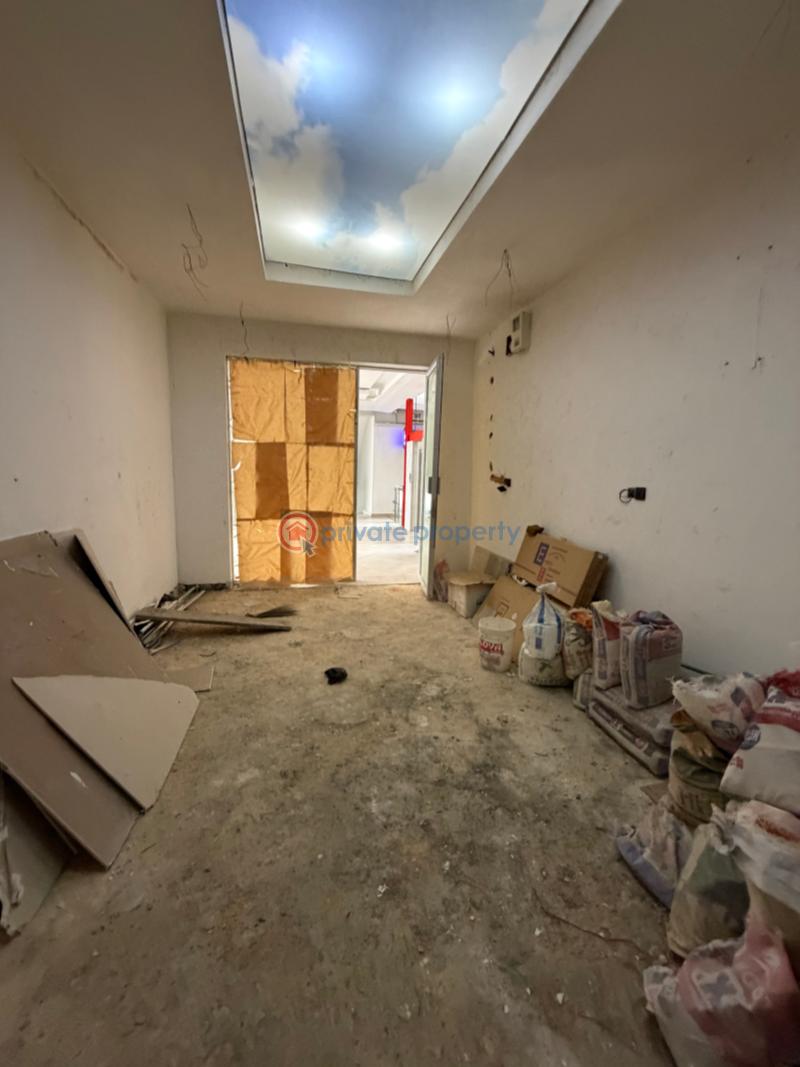 Shop For Rent Lekki Phase 1 Lagos - 6