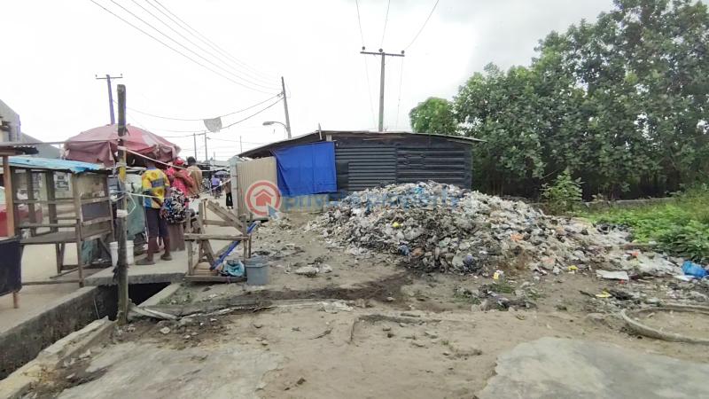 Mixed use Land For Sale Igando Bustop Off Lekki Epe Express Ibeju-Lekki Lagos - 0