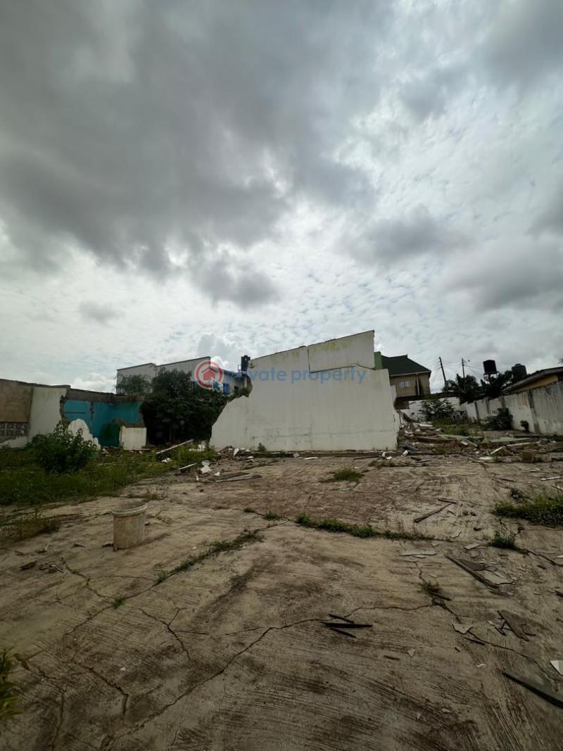 Mixed use Land For Sale Adeyi Avenue Old Bodija Estate Ibadan Oyo - 1