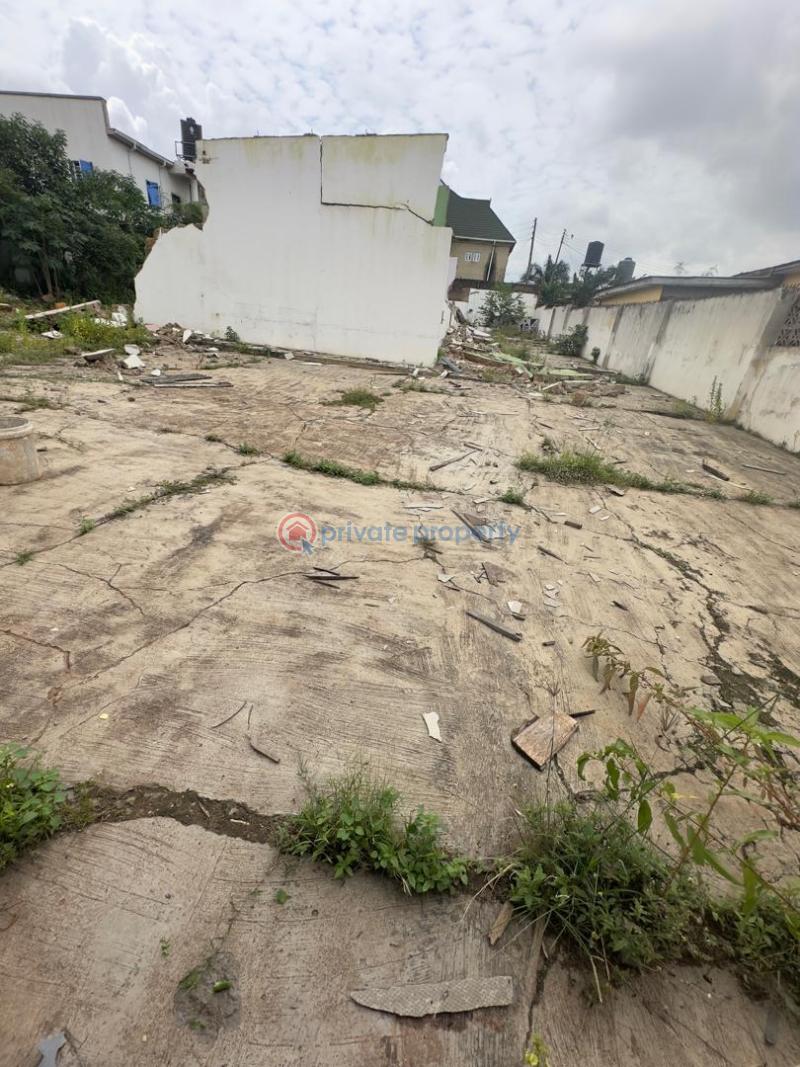 Mixed use Land For Sale Adeyi Avenue Old Bodija Estate Ibadan Oyo - 0
