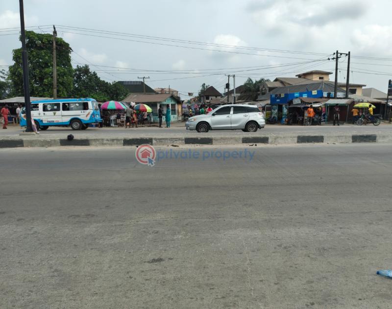 Land For Sale Igando Bustop. Off Lekki Epe Express Ibeju-Lekki Lagos - 0