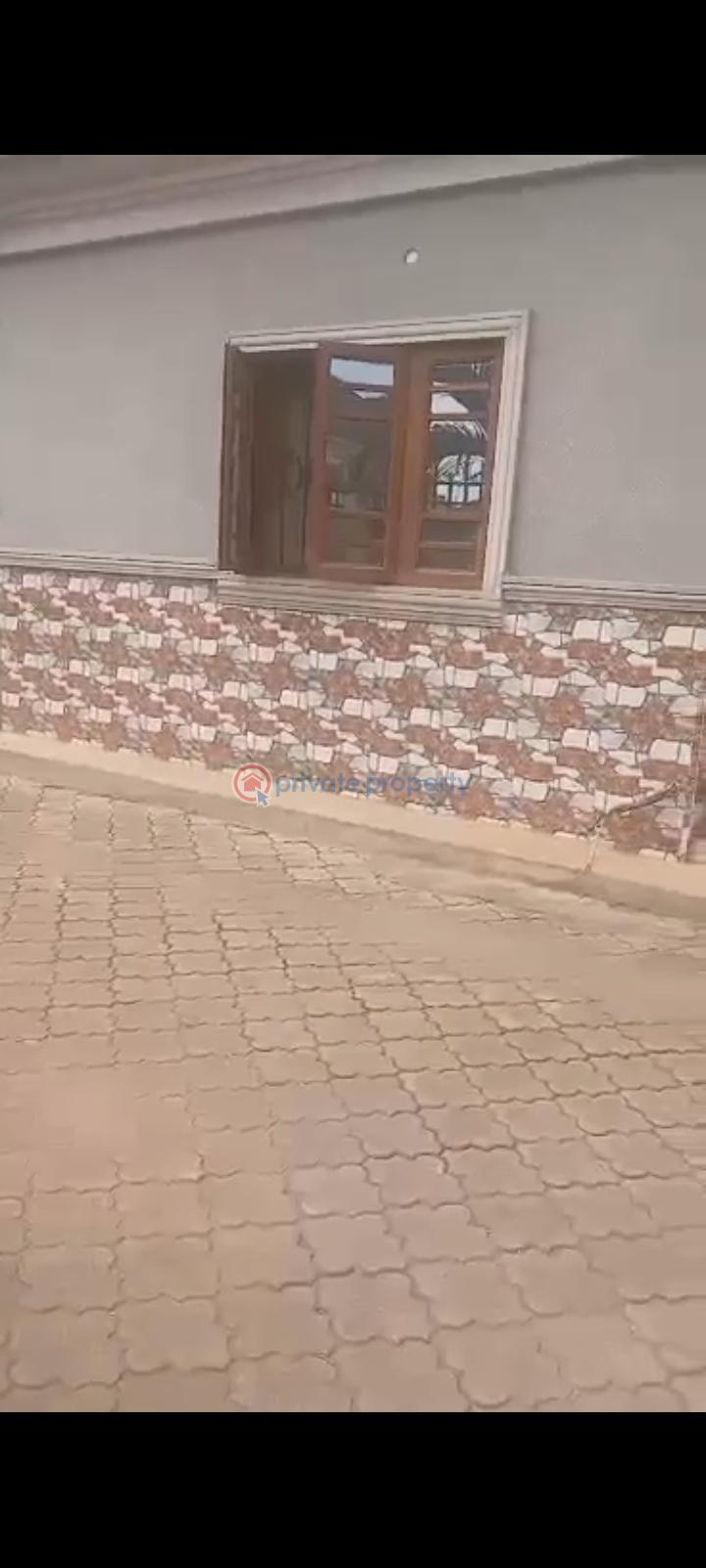 8 bedroom Duplex For Sale Nitel Estate Grammar School Ikorodu Lagos Ikorodu Lagos - 3
