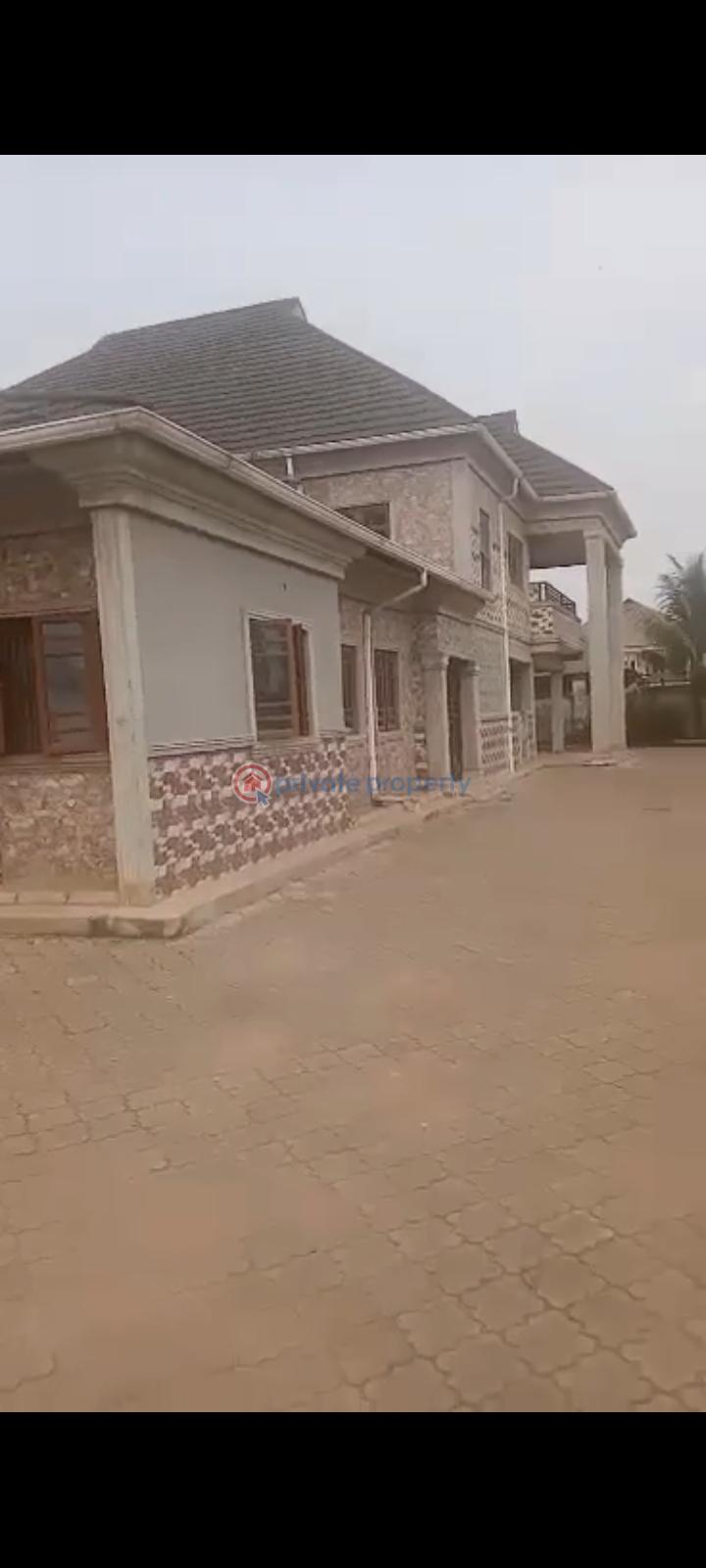 8 bedroom Duplex For Sale Nitel Estate Grammar School Ikorodu Lagos Ikorodu Lagos - 0