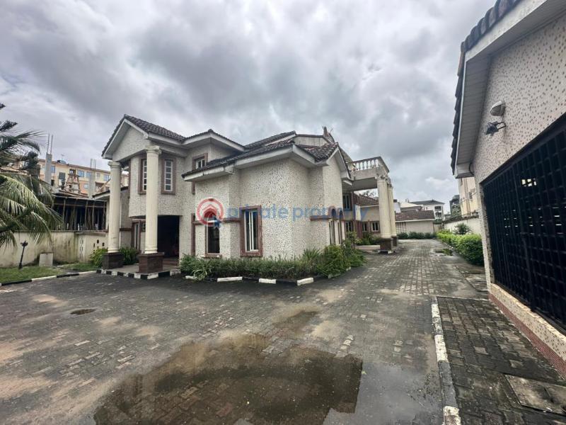 8 bedroom Commercial Property For Rent Victoria Island Lagos - 0
