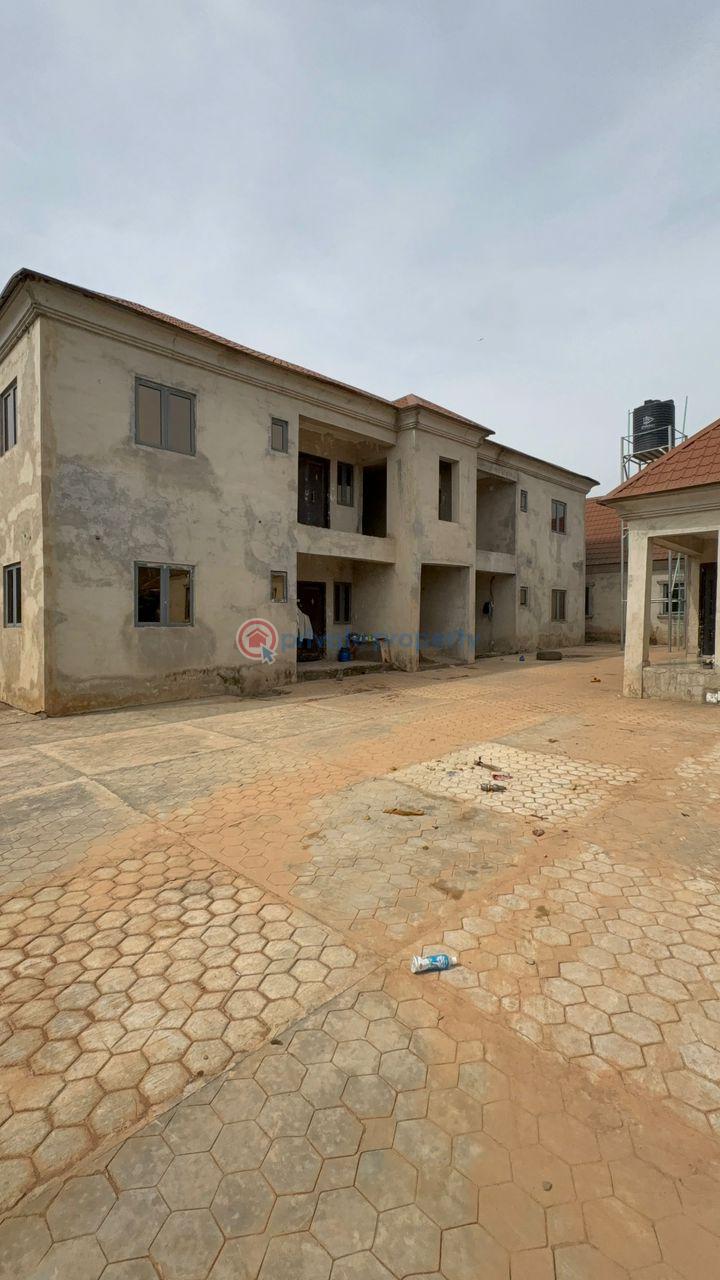 2 bedroom Block Of Flats For Sale Adebomi Oleyo Road Ashipa Tipper Garage Akala Express Ibadan Oyo - 7