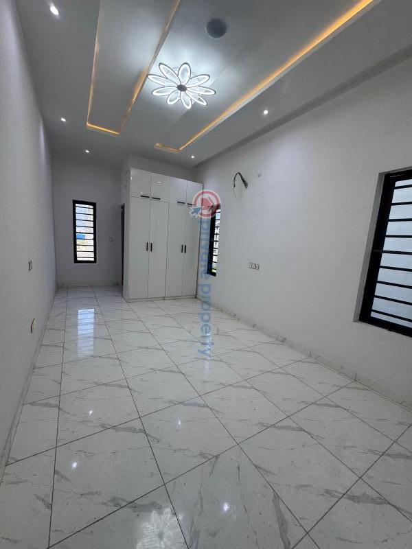 Newly built 6bedroom fully detached house with pool - 4 6 bedroom Duplex For Sale Ikota Lekki Lagos - 4