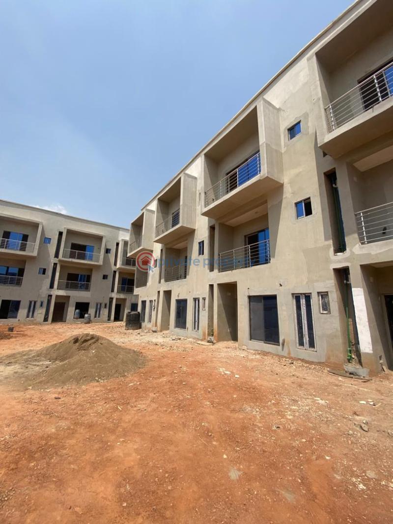 8units of 4bedroom terrace duplex in a gated compound - 4 4 bedroom House For Sale Gaduwa Abuja Phase 2  - 4