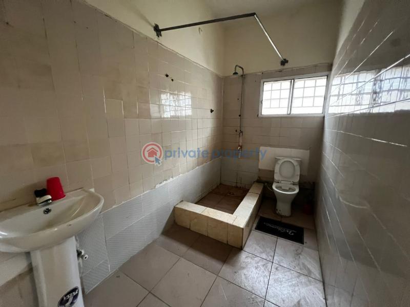 10 bedroom House For Sale Soluyi Ifako-Gbagada Lagos - 4