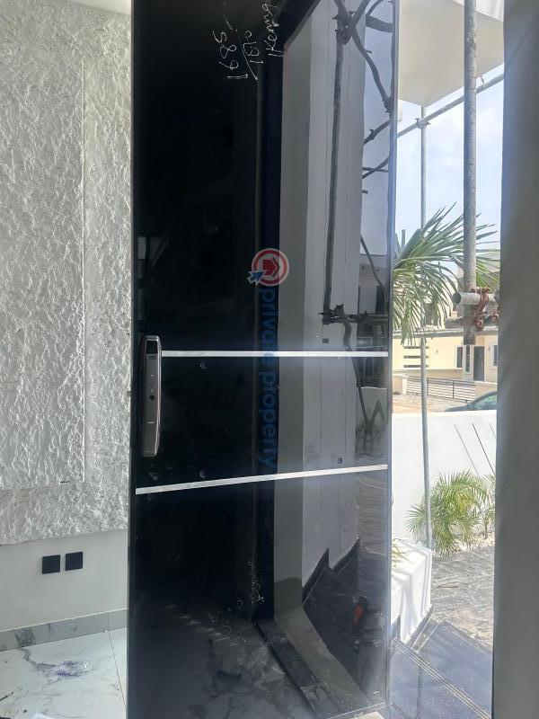 5 bedroom Detached Duplex For Sale Chevron Drive Lekki Lagos - 5