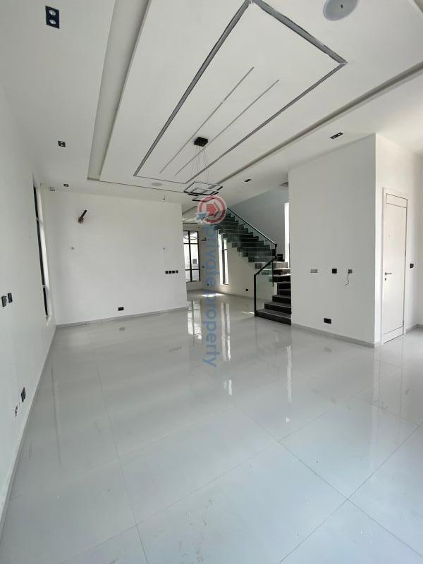 5 bedroom Detached Duplex For Sale Chevron Drive Lekki Lagos - 1