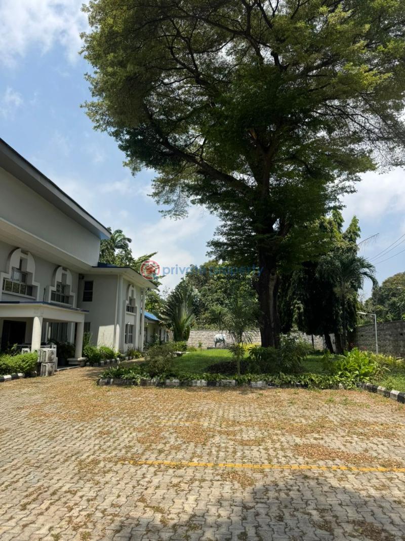 9 bedroom Commercial Property For Rent Old Ikoyi Lagos - 5