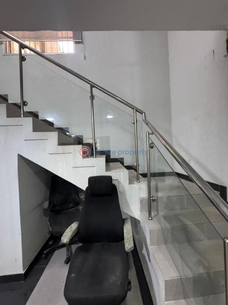 9 bedroom Commercial Property For Rent Old Ikoyi Lagos - 19