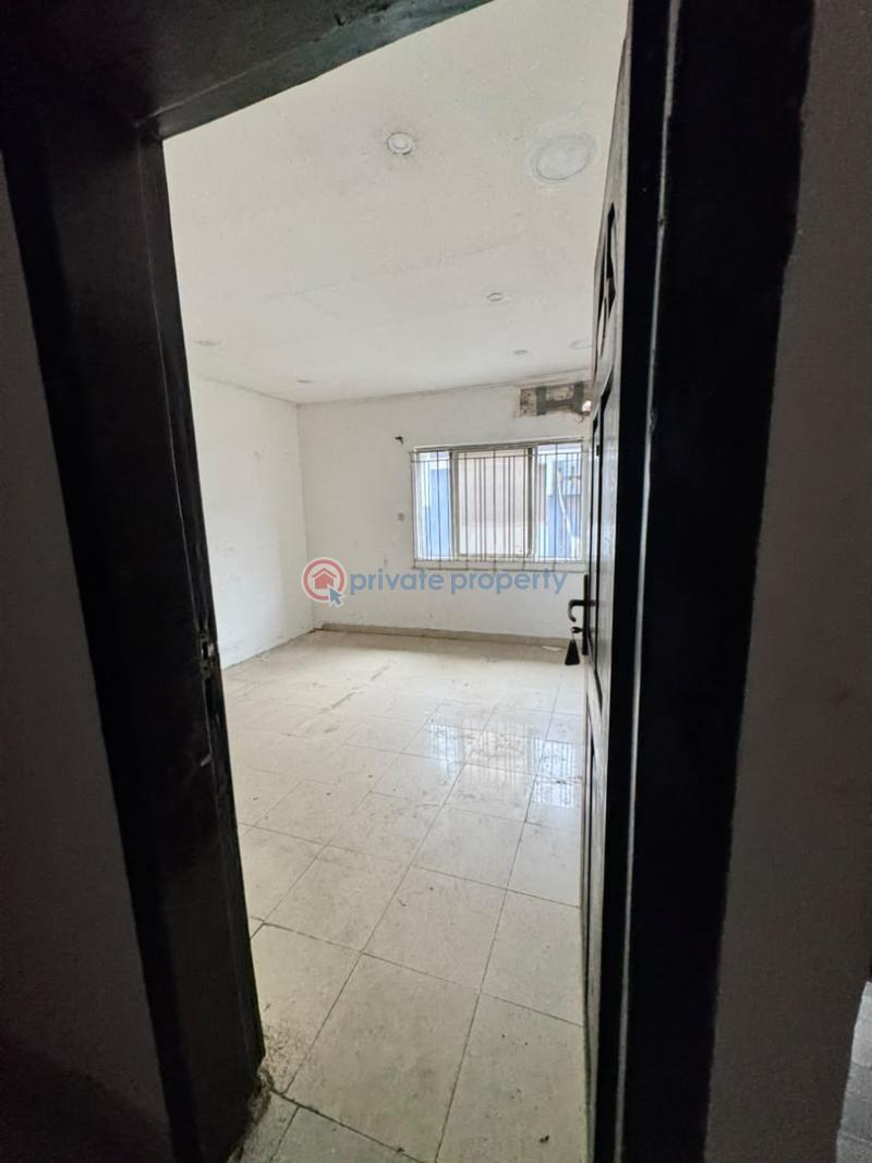 9 bedroom Commercial Property For Rent Victoria Island Lagos - 8
