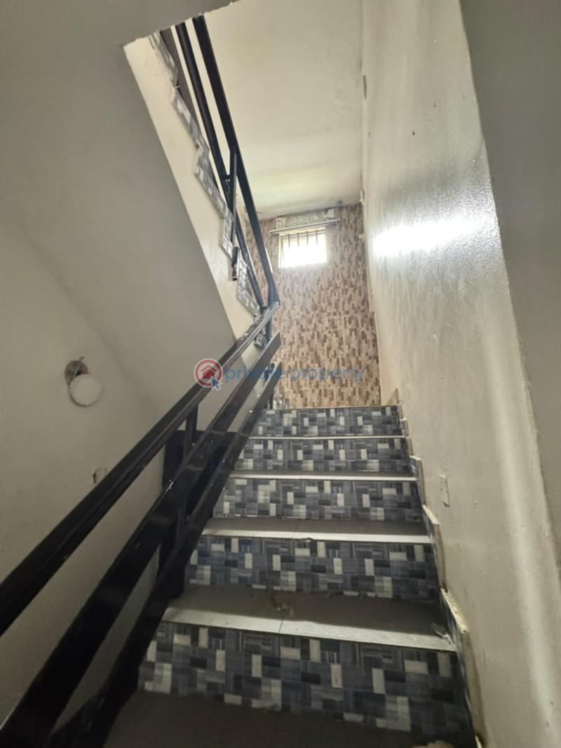 9 bedroom Commercial Property For Rent Victoria Island Lagos - 19