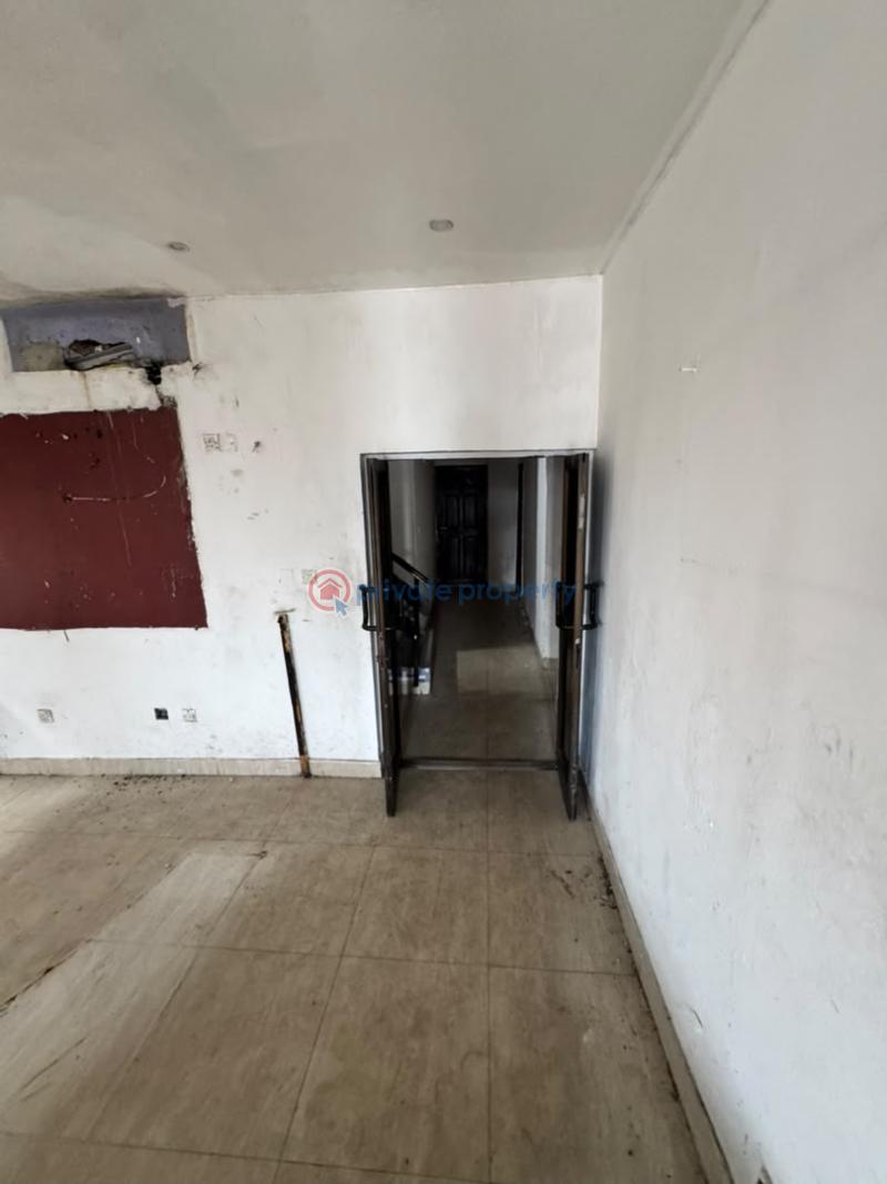 9 bedroom Commercial Property For Rent Victoria Island Lagos - 11