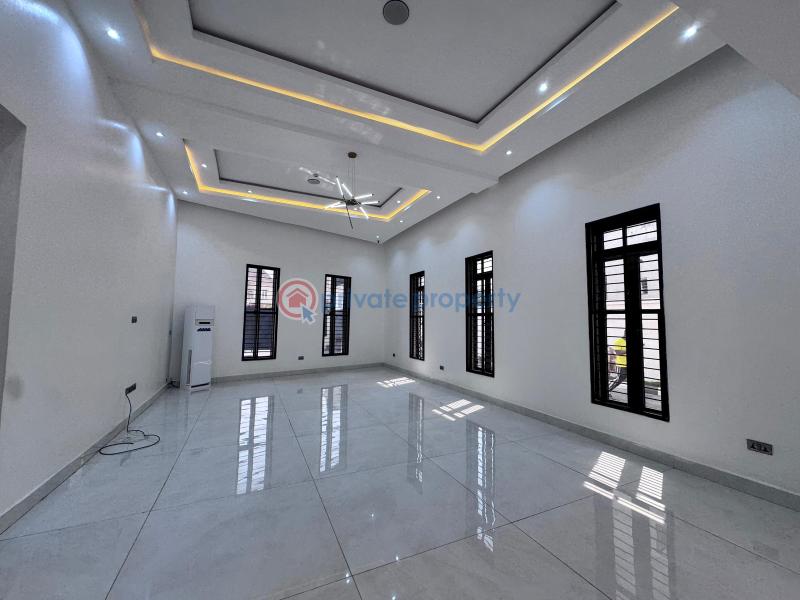 9 bedroom Detached Duplex For Sale Guzape Abuja Phase 1  - 2