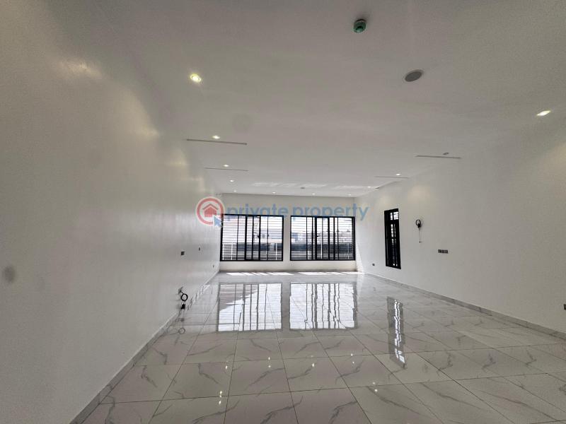 9 bedroom Detached Duplex For Sale Guzape Abuja Phase 1  - 16