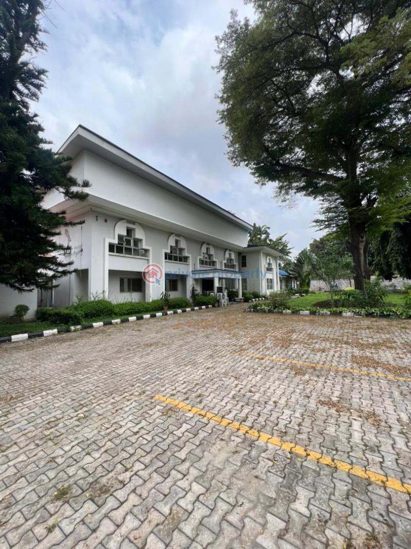 9 bedroom House For Rent Ikoyi Lagos - 10