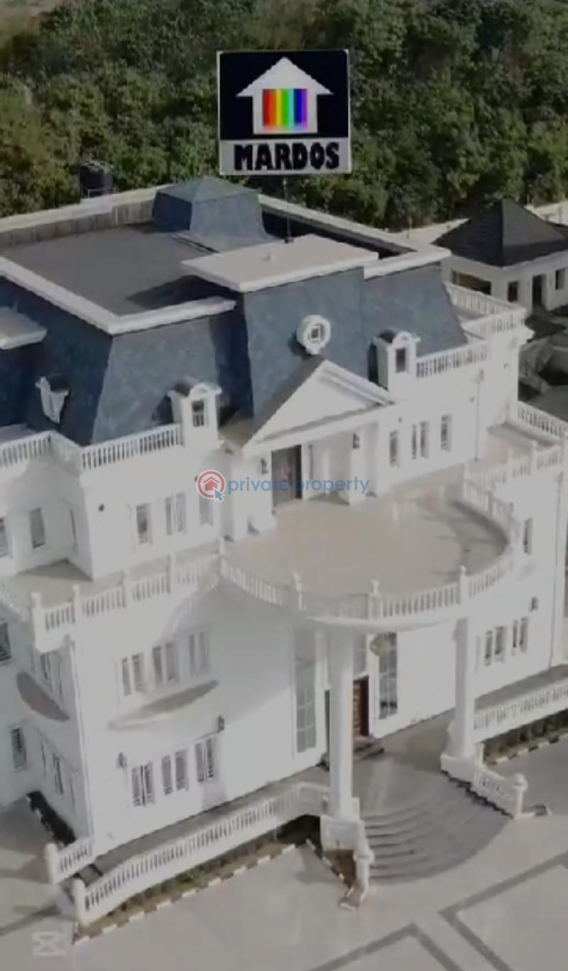 9 bedroom Maisonette For Sale Guzape Abuja Phase 1  - 1