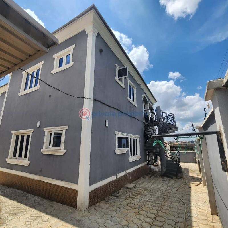 3 bedroom Block Of Flats For Sale Harmony Quarters Olorunda Area Akobo Ibadan Akobo Ibadan Oyo - 8