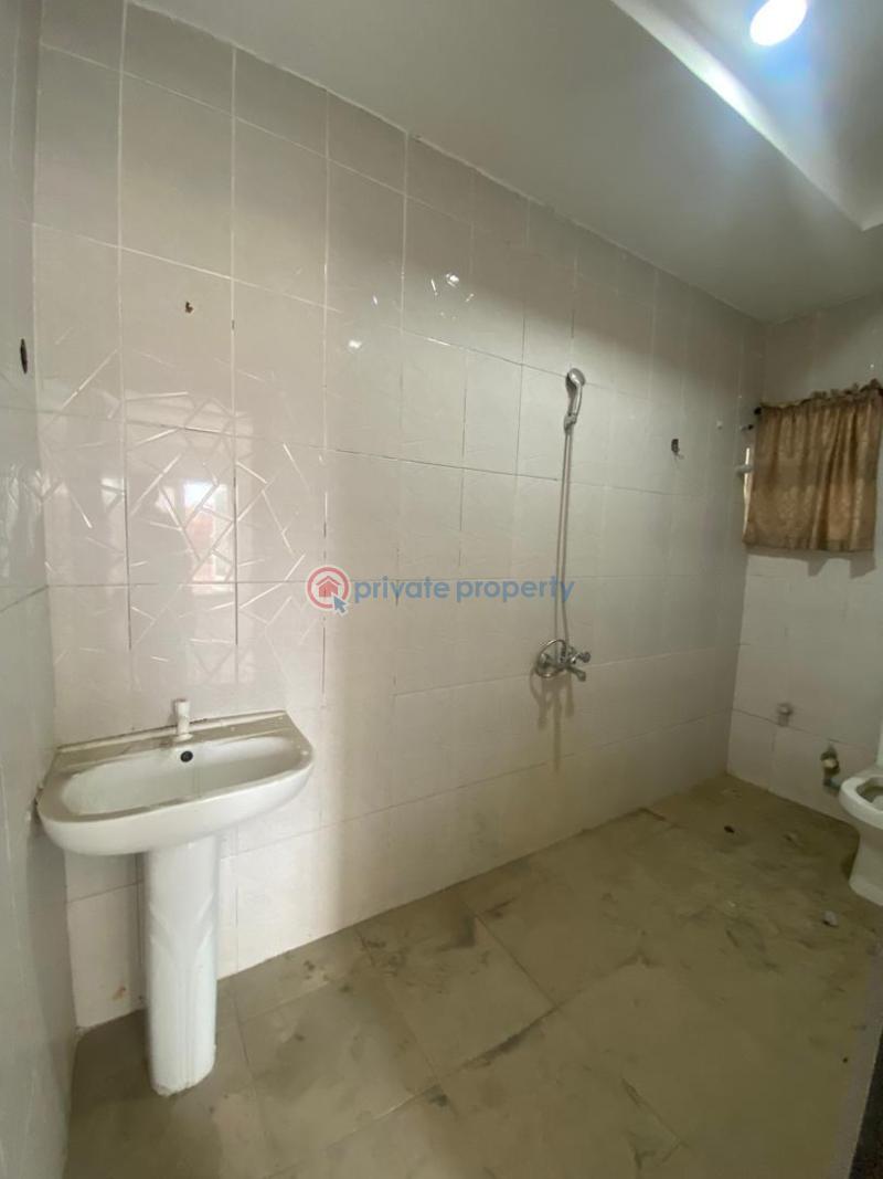 2 bedroom Block Of Flats For Rent Osapa Lekki Lagos - 8