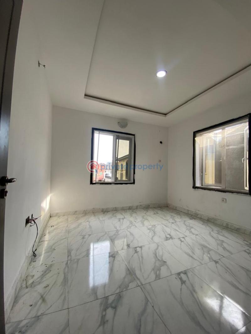 2 bedroom Block Of Flats For Rent Osapa Lekki Lagos - 4