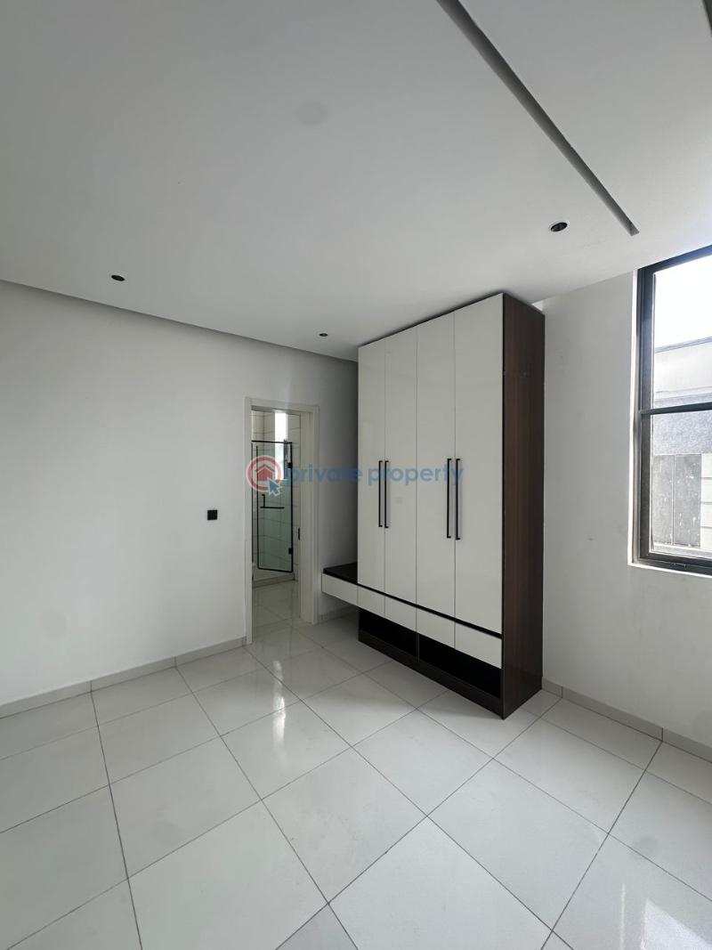 9 units of luxury well built 2 bedroom apartments with central gas system - 13 2 bedroom Block Of Flats For Sale Lekki Phase 1 Lagos - 13