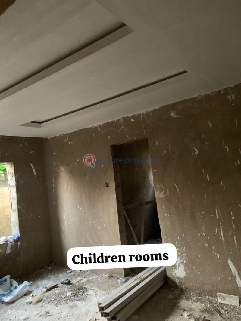 3 bedroom Bungalow For Sale Teachers Quaters Igbogbo Ikorodu Lagos - 4