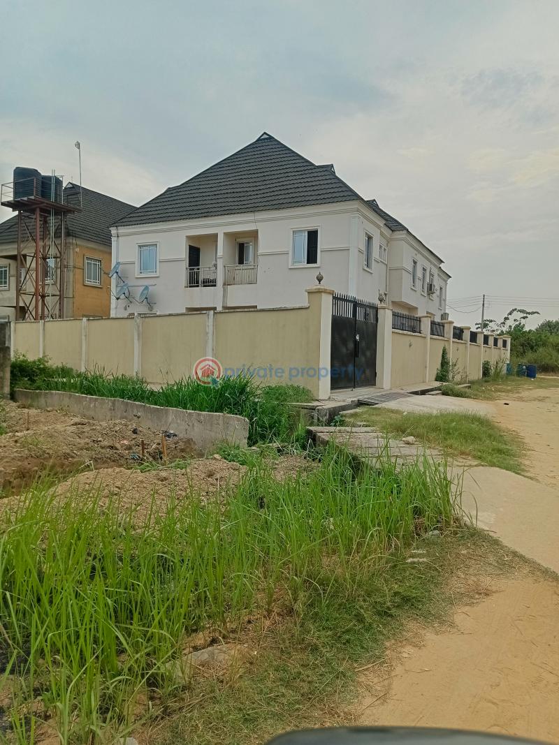 10 bedroom Block Of Flats For Sale Lekki Ebute Estate Ebute Ikorodu Lagos - 7