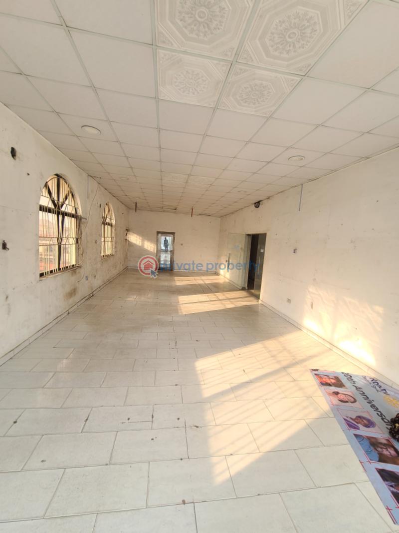 Mall/Complex/Plaza For Rent Igbo Efon Lekki Lagos - 3