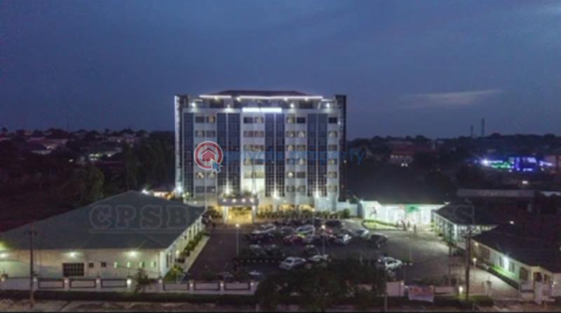 Hotel For Sale Presidential Road / Off Independent Layout / Enugu State Enugu Area  - 1
