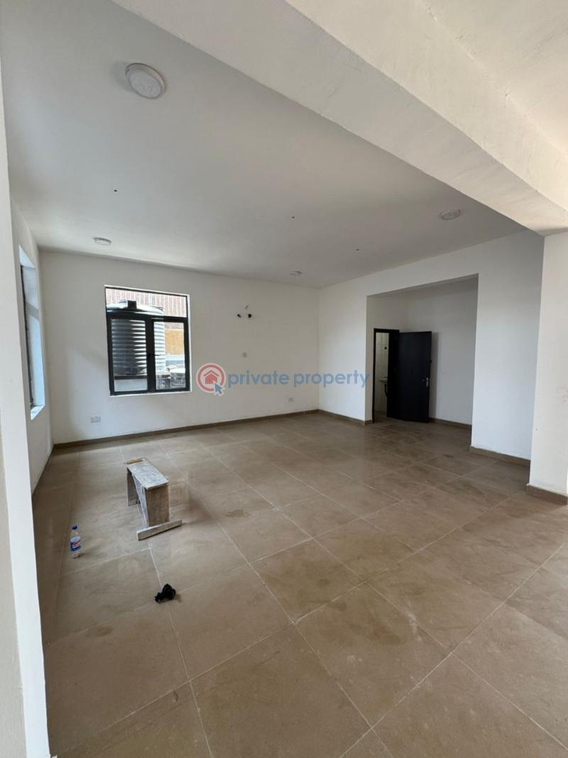 94sqm commercial shop space very close to the major road - 2 Shop For Rent Lekki Phase 1 Lagos - 2