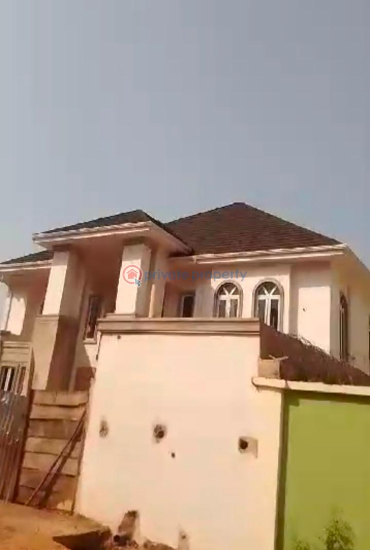5 bedroom Detached Duplex For Sale Thinkers Conner Enugu Suburb Enugu Area  - 2