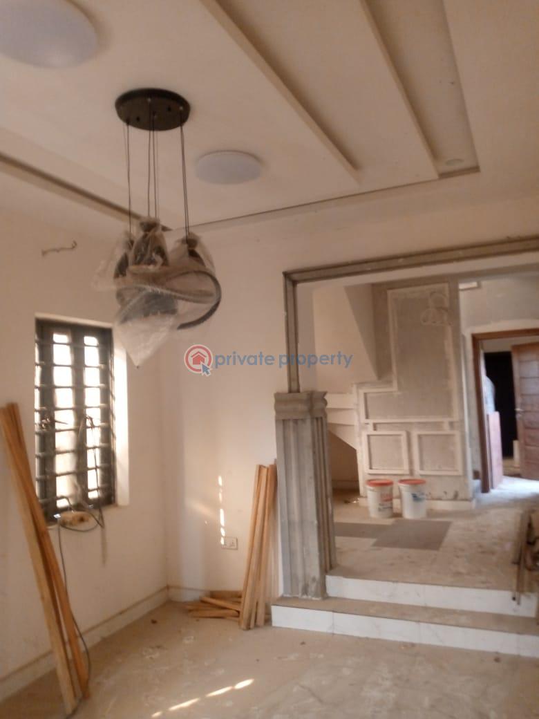 4 bedroom Detached Duplex For Sale Surulere Lagos - 3