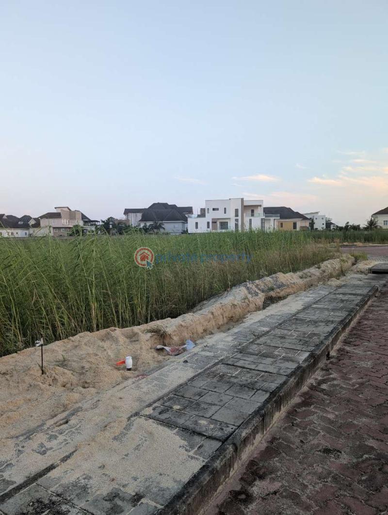 Mixed use Land For Rent Victoria Island Lagos - 2