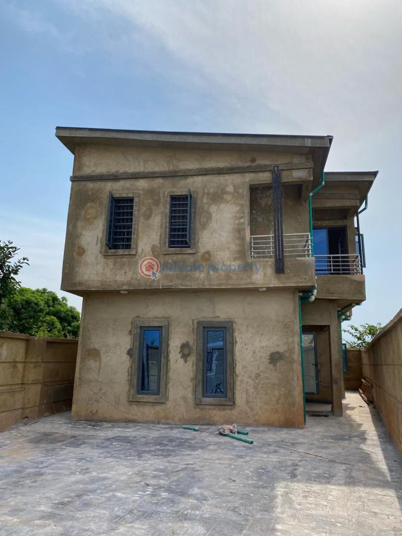 4 bedroom Duplex For Sale Laderin Estate Abeokuta. Oke Mosan Abeokuta Ogun - 3