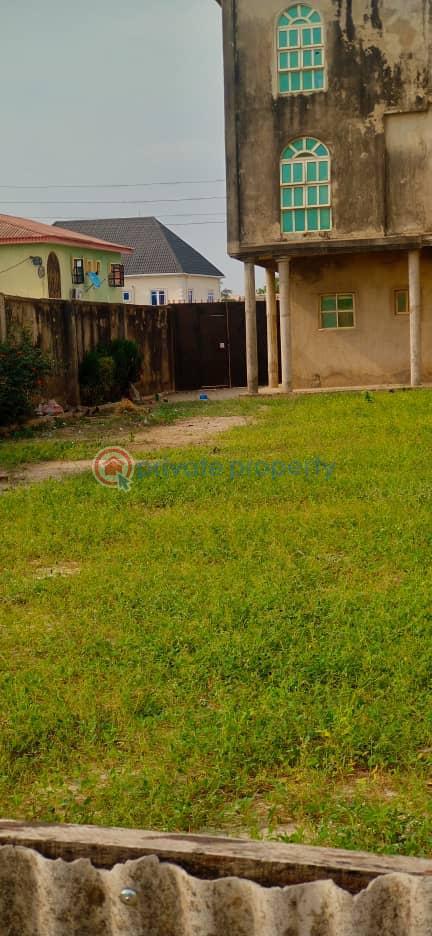 10 bedroom Hotel For Sale Engr. Oluwole Ologun Street, Ijegun Ikotun, Lagos State Ijegun Ikotun/Igando Lagos - 2