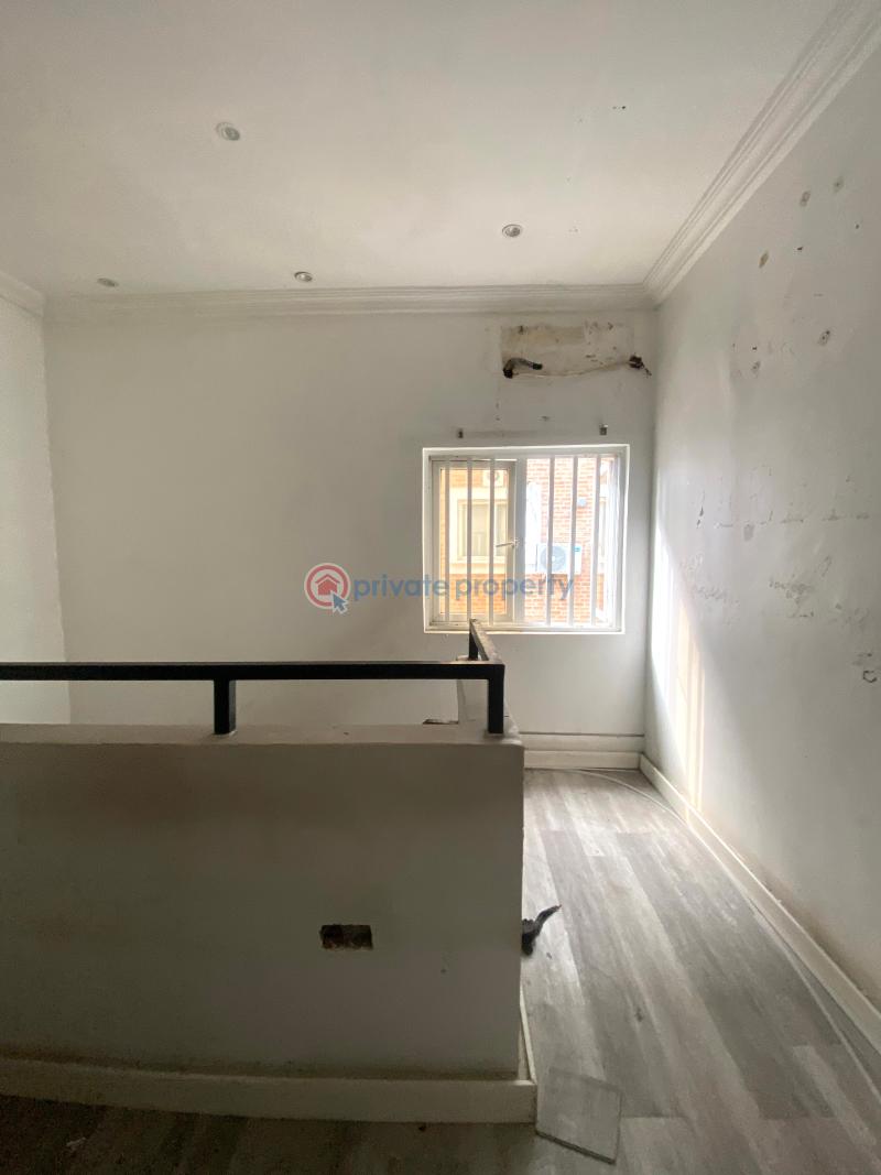 Mall/Complex/Plaza For Rent Lekki Phase 1 Lagos - 13