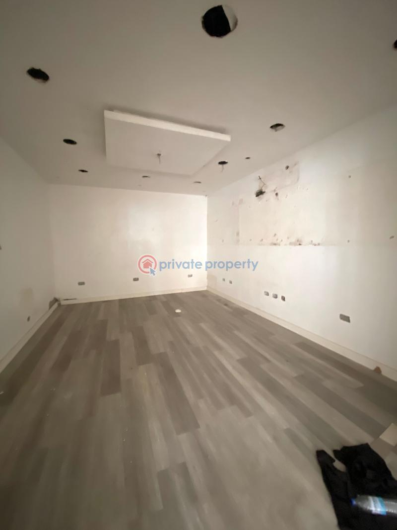 Mall/Complex/Plaza For Rent Lekki Phase 1 Lagos - 16