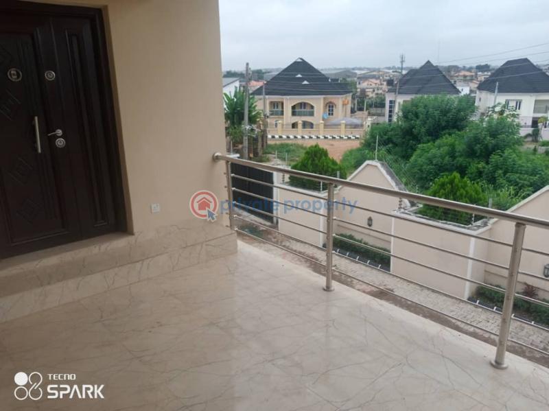 For sale 9 bedroom House Ring Road, Gra Ring Road Ibadan Oyo (PID