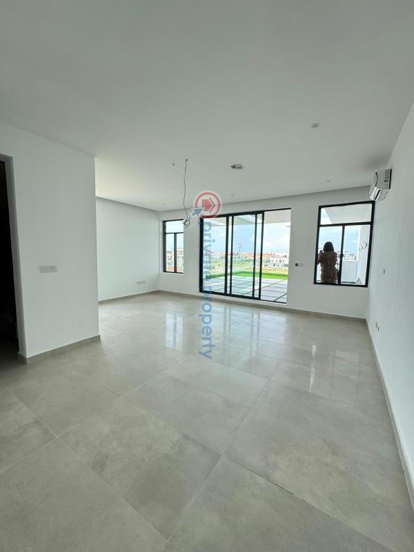 5 bedroom Semi detached Duplex For Sale Ikate Elegushi Lekki Lagos - 6