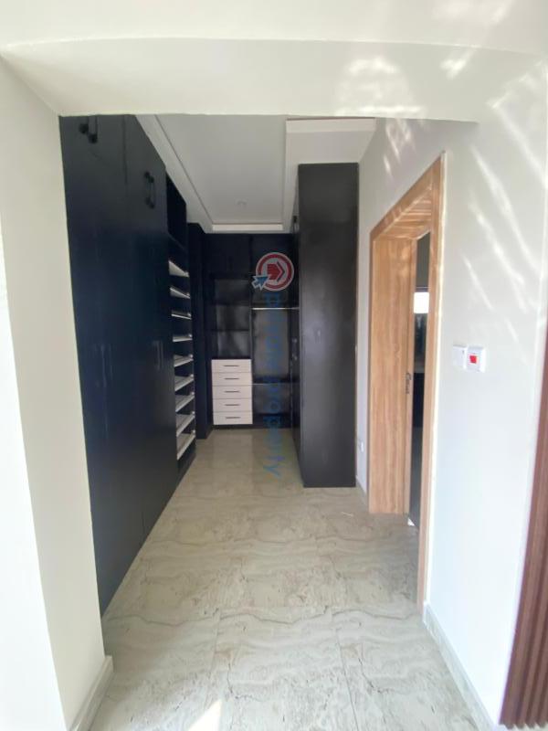 6 bedroom Detached Duplex For Sale Ikota Lekki Lagos - 4