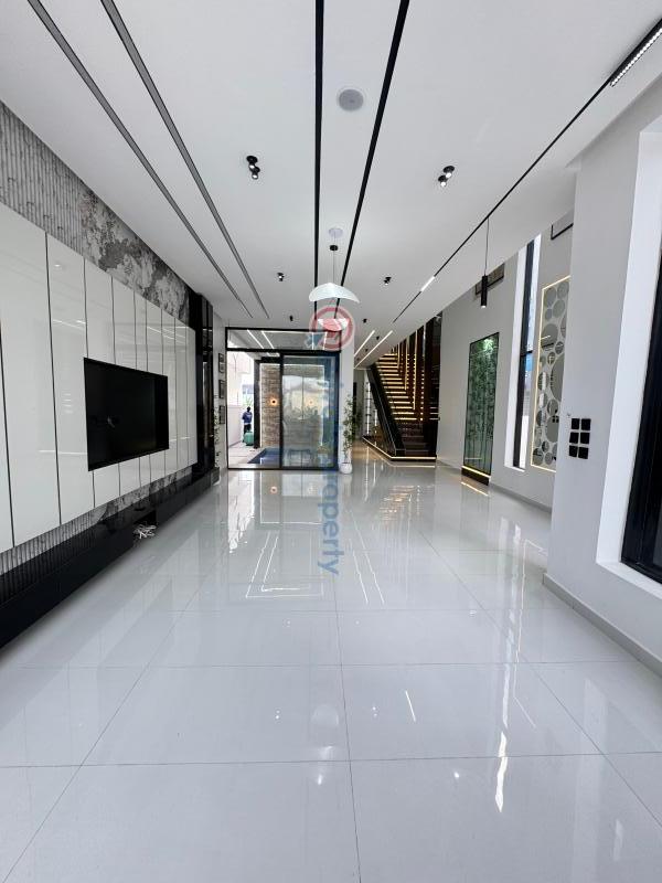 5 bedroom Duplex For Sale Lekki 2nd Toll Gate Chevron Drive Lekki Lagos - 3