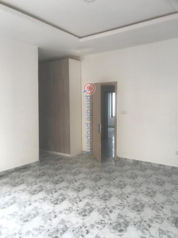 4 bedroom Terrace For Sale Admiralty Estate Igbo Efon Lekki Lagos - 7