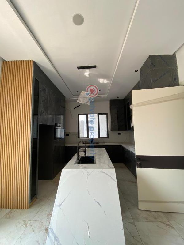 6 bedroom Detached Duplex For Sale Ikota Lekki Lagos - 3